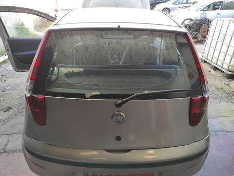 Portón Fiat Punto 1.2 D 188) BERLINA 188A4000