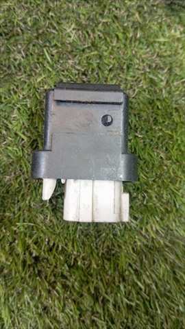 Foto 3ª: Caja Reles Fusibles Lexus LX 4.7 G 470 V8 (2002)