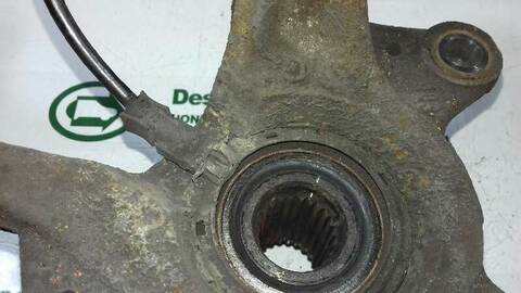 Foto 3ª: Mangueta Delantera Izquierda Renault Clio CONFORT DYNAMIQUE 86CV 63KW [K9K T 7] (2005)