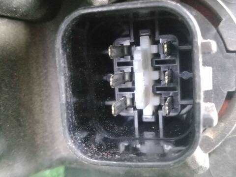 Foto 3ª: Faro Izquierdo Hyundai ix35 1.7 CRDI 116CV 85KW [D4FD] (2011)