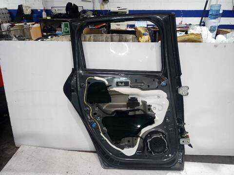 Foto 2ª: Puerta Trasera Izquierda Peugeot 3008 STYLE 114CV (2009)