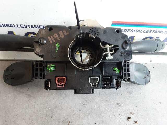 Foto 3ª: Mando Multifuncion Citroen Xsara 1.600 HDI 110CV/80KW PICASSO [9HY] (2004)