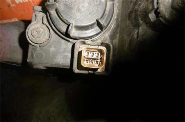 Foto 3ª: Faro Derecho Hyundai Coupe 2.0 [G4GC-G]