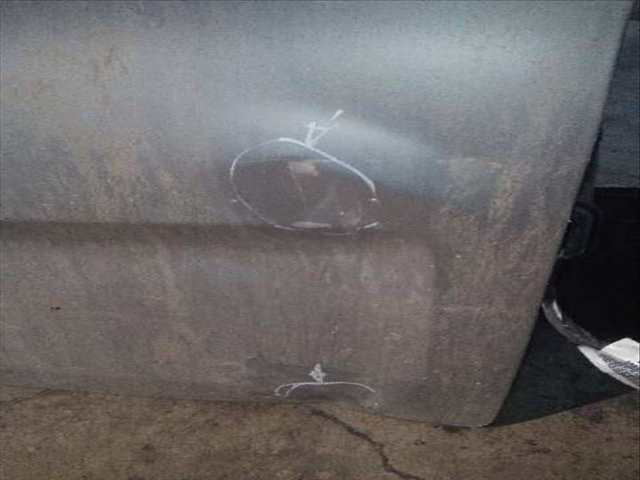 Foto 3ª: Puerta Trasera Derecha Nissan Primastar 101CV 74KW