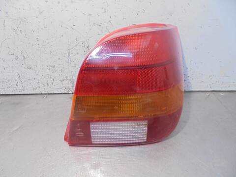 Piloto Trasero Derecho Ford Fiesta GHIA BERLINA 60CV 44KW