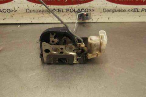 Foto 4ª: Cerradura Puerta Delantera Izquierda Alfa Romeo 147 1.6 16V CAT 105CV 77KW [AR37203] (2002)