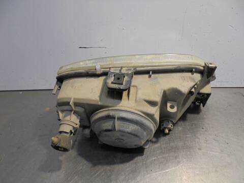 Foto 3ª: Faro Izquierdo Renault Megane 2.0 ALIZE HATCHBACK BERLINA 114CV 84KW I BERLINA HATCHBACK BA0) [F3R] (1997)