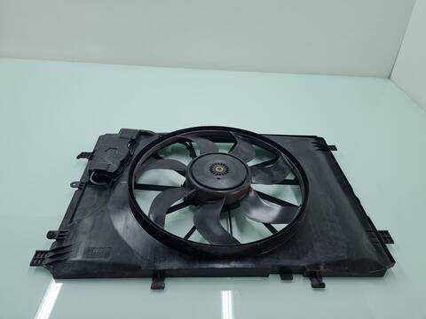 Foto 1ª: Electroventilador Mercedes Clase A 140 A 180 CDI BLUEEFFICIENCY 176.000) 109CV 80KW [651901] (2013)