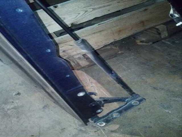 Foto 3ª: Capot Mercedes Clase E 180 E 500 211.072) BERLINA 388CV 285KW [M273962] (2006)