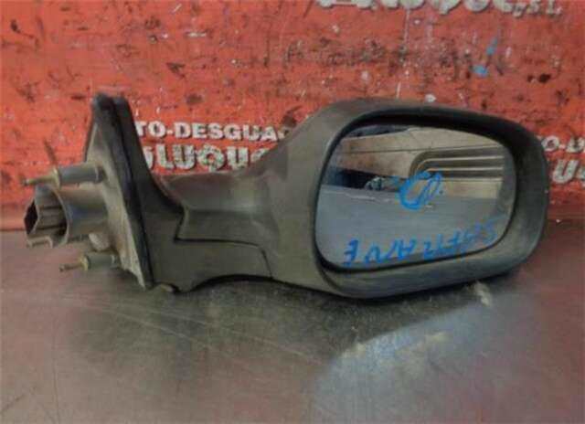 Retrovisor Derecho Renault Safrane 2.2 DT (B54G) [2.2 LTR. - 83 KW TURBODIESEL]