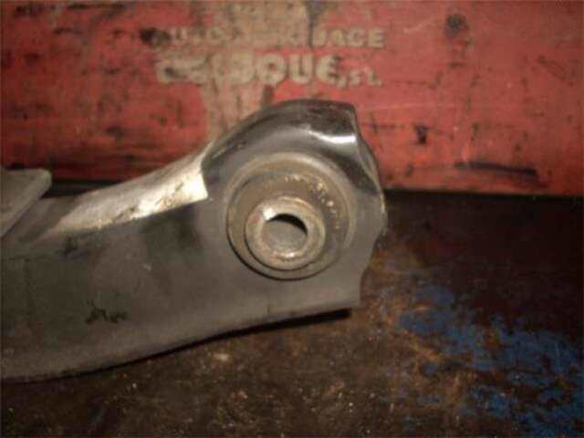 Foto 1ª: Brazo Suspension Delantero Derecho Hyundai H1 2.5 TD [D4BH]