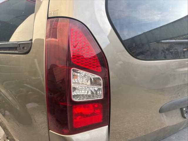 Foto 2ª: Piloto Trasero Izquierdo Citroen Berlingo 9HP (2014)