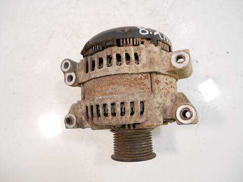 Foto 1ª: Alternador Toyota Land Cruiser 235 - 286 CV [1VD-FTV 1VD] (2011)