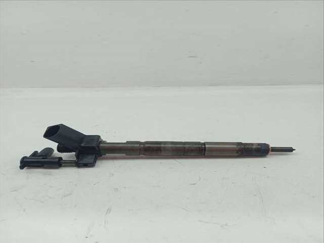 Foto 3ª: Inyectores Bmw Serie 1 114 120D BERLINA 177CV 130KW [N47D20C] (2008)