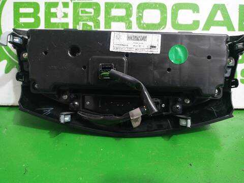 Foto 3ª: Mando Calefacción A. A. Nissan Qashqai ACENTA 140CV [HR13DDT] (2013)