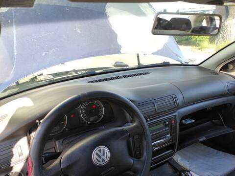 Salpicadero Volkswagen Passat ALT BERLINA