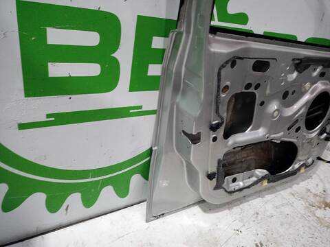 Foto 2ª: Puerta Delantera Izquierda Ford Focus TREND 101CV [FFDA] (1998)