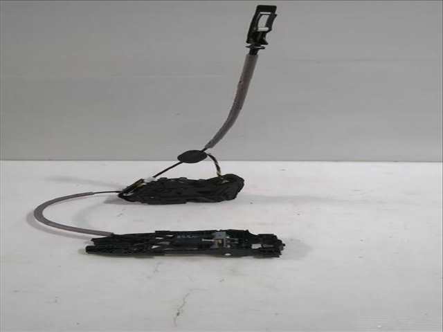 Foto 3ª: Cerradura Puerta Trasera Izquierda Volkswagen T-Roc 1.6 TDI 115CV [DGTE] (2017)