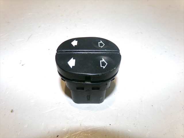 Botonera Elevalunas Ford Fiesta 1.4 TDCI 2002-2008