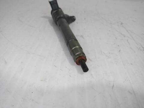 Foto 3ª: Inyectores Renault Trafic L1H1 2 7T 95CV [R9M413] (2014)