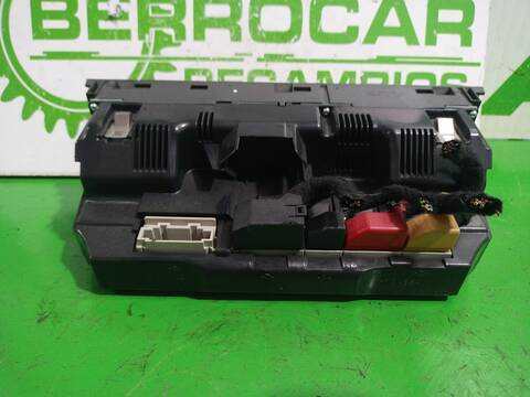 Foto 2ª: Mando Calefacción A. A. Audi A6 2.4 BERLINA 177CV 130KW [BDW] (2004)