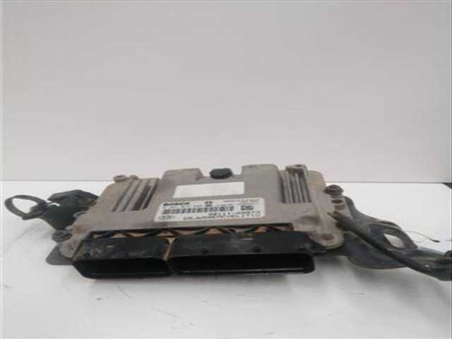 Foto 3ª: Centralita Motor ECU Kia Ceed 1.6 DRIVE [1 6 LTR. - 81 KW CRDI CAT] 110CV JD) 2012) [KIA CEDD JD]