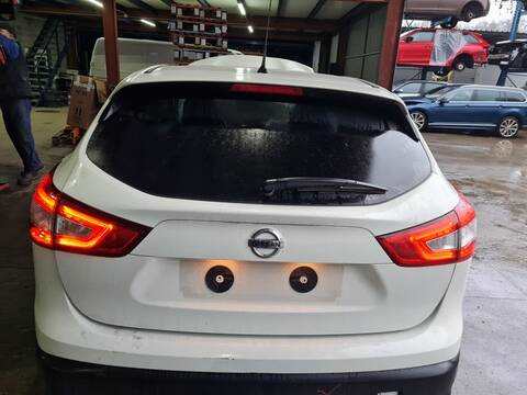 Portón Nissan Qashqai ACENTA 116CV 85KW