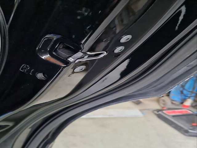 Cerradura Puerta Trasera Derecha Volvo XC 40 T3 163CV 120KW
