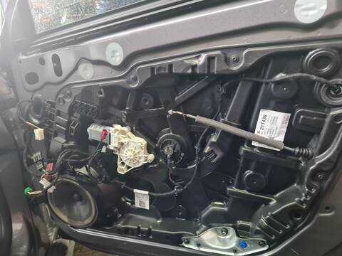 Elevalunas Eléctrico Delantero Derecho Mercedes Clase CLA 200 2.0 DIESEL 4MATIC 150CV 110KW C118)