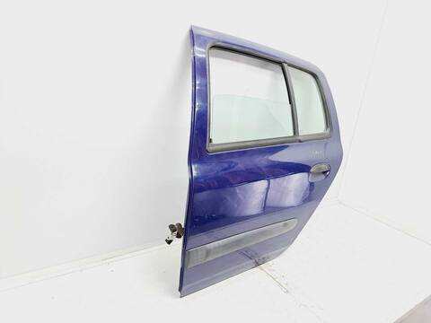 Foto 2ª: Puerta Trasera Izquierda Renault Clio CAMPUS 64CV 47KW (2002)