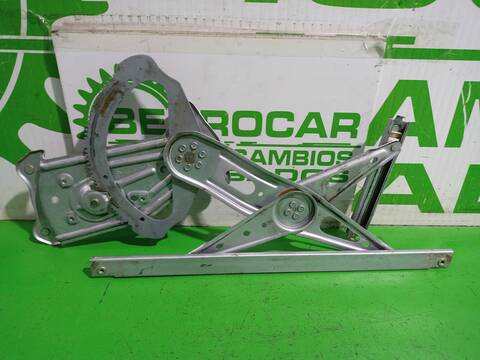 Foto 3ª: Elevalunas Manual Trasero Derecho Renault Scenic XMOD BOSE 132CV 97KW [H5F 404, H5F 408] (2016)