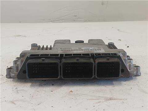 Foto 2ª: Centralita Motor ECU Renault Master 2.5 L1H1 CAJA CERRADA 3.3 TO 120CV 88KW FURGON [D/G9U A6] (2007)