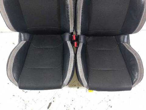 Foto 3ª: Asientos Traseros Citroen DS4 STYLE 114CV 84KW [9HD] (2013)