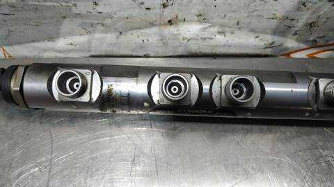 Foto 3ª: Rampa Inyectora Bmw Serie 5 518 520 D 184CV 135KW [N47D20C] (2015)