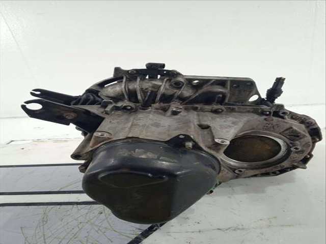 Foto 3ª: Caja Cambios Renault Kangoo D 65 1.9 KC0E KC02 KC0J KC0N) 64CV 47KW [F8Q 630,F8Q 632] (2002)