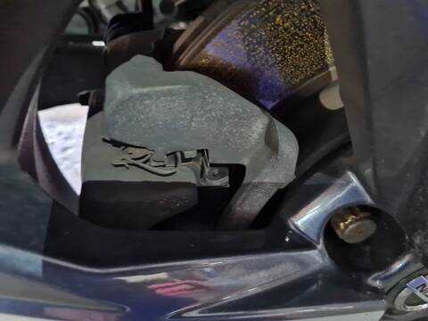 Pinza Freno Delantera Izquierdo Nissan X-Trail TEKNA 157CV 116KW T32)