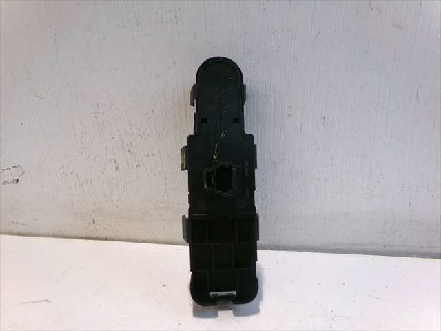 Foto 2ª: Botonera Elevalunas Peugeot 307 2.0 HDI SW,2001-2005 [RHS] (2003)