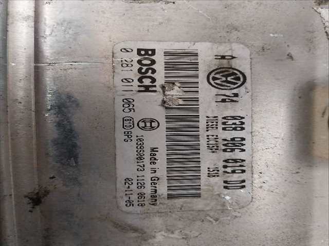 Foto 2ª: Centralita Motor ECU Volkswagen Golf 1.9 TDI [D ATD] (2003)