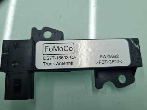 Foto 2ª: Antena Ford Kuga HYBRID ST-LINE 150CV [YLDC] (2020)
