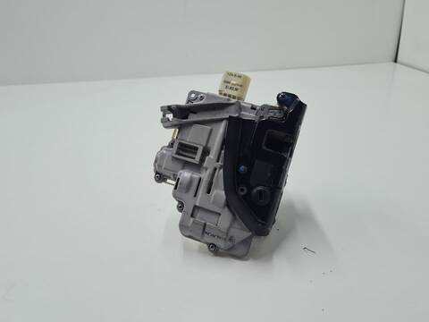 Foto 1ª: Cerradura Puerta Trasera Izquierda Audi A3 2.0 TDI AMBIENTE 140CV 103KW [BKD] (2006)