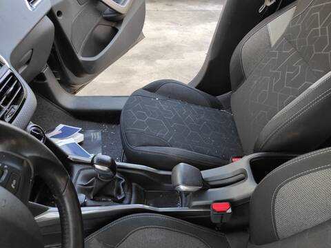 Consola Central Peugeot 2008 HN01