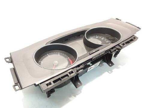 Cuadro de Instrumentos Volkswagen Golf 1.6 16V TDI DPF 110CV 81KW
