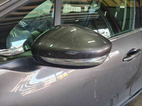 Retrovisor Izquierdo Peugeot 2008 ALLURE 102CV 75KW