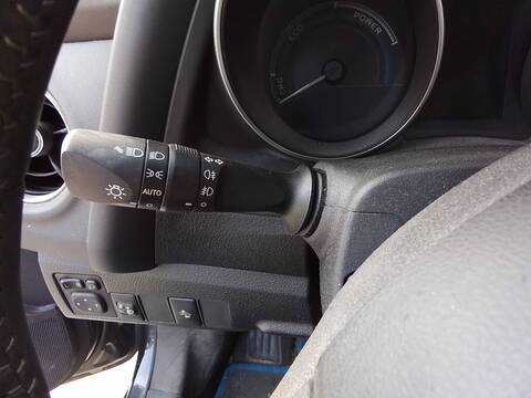 Foto 3ª: Mando Luces Toyota Auris 1.8 16V HIBRIDO) 99CV 73KW [2ZR] (2016)