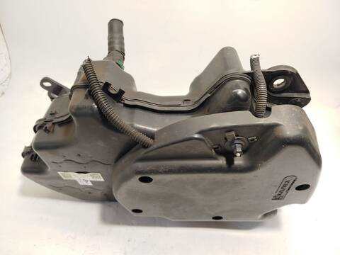 Foto 3ª: Deposito AdBlue Volkswagen Touran 2.0 TDI 150CV 110KW [DFGA] (2020)