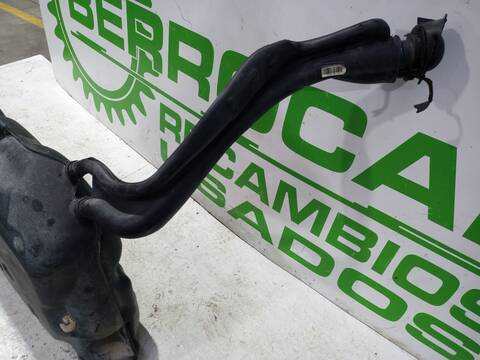 Foto 2ª: Deposito de Combustible Dacia Sandero LAUREATE 90CV 66KW [K9K] (2018)