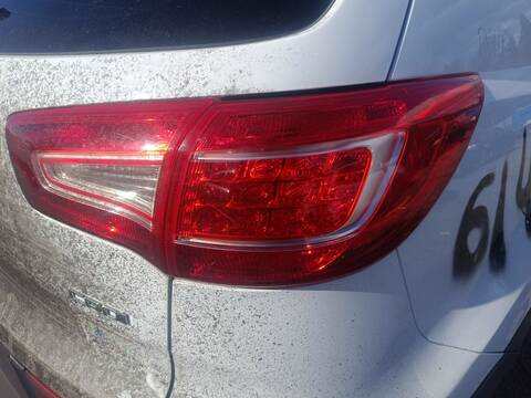 Foto 3ª: Piloto Trasero Derecho Kia Sportage X-TECH 4X2 116CV 85KW (2011)