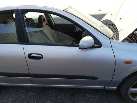 Foto 1ª: Puerta Delantera Derecha Nissan Almera QG18 (2001)