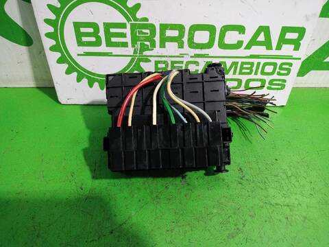 Foto 3ª: Caja Reles Fusibles Peugeot 307 1.6 16V CAT 109CV [9HY] (2002)