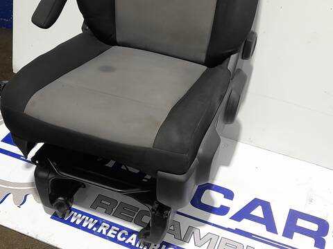 Foto 2ª: Asiento Delantero Izquierdo Peugeot Expert 1.6 BLUE-HDI FAP 95CV 70KW FURGON [BH02] (2018)